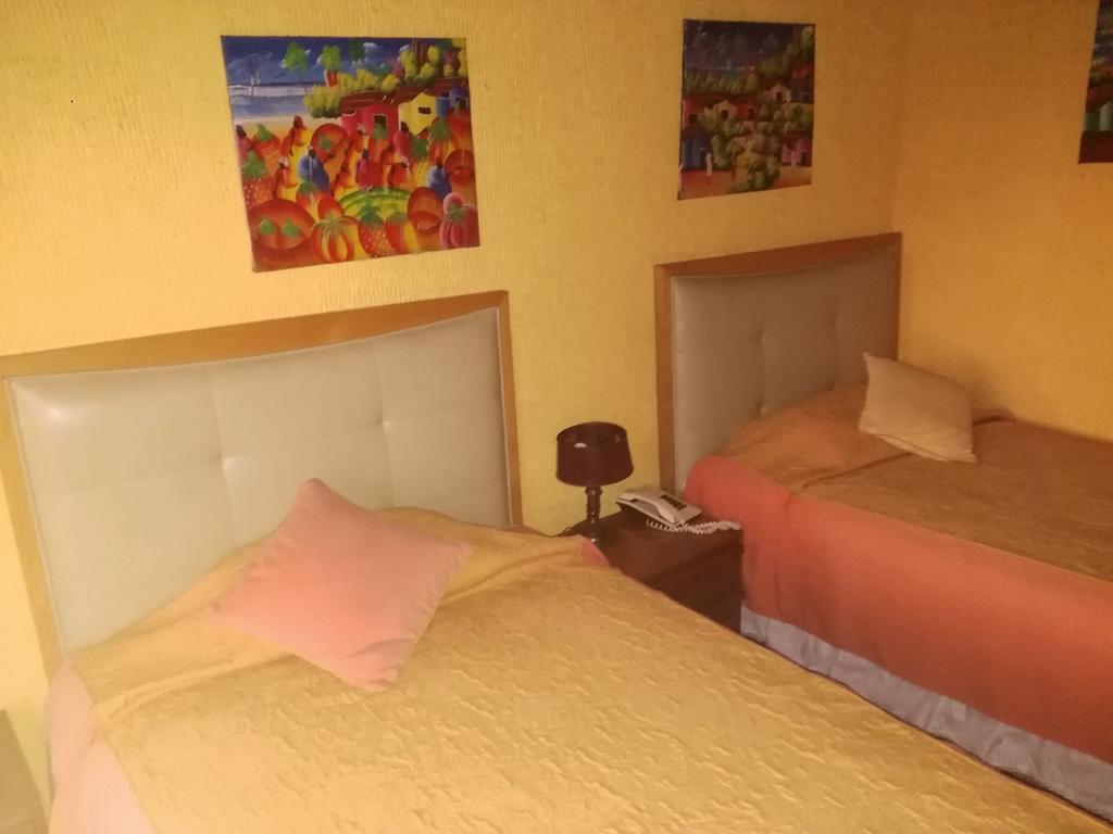 Hotel Puerto Mayor San Antonio  Room photo